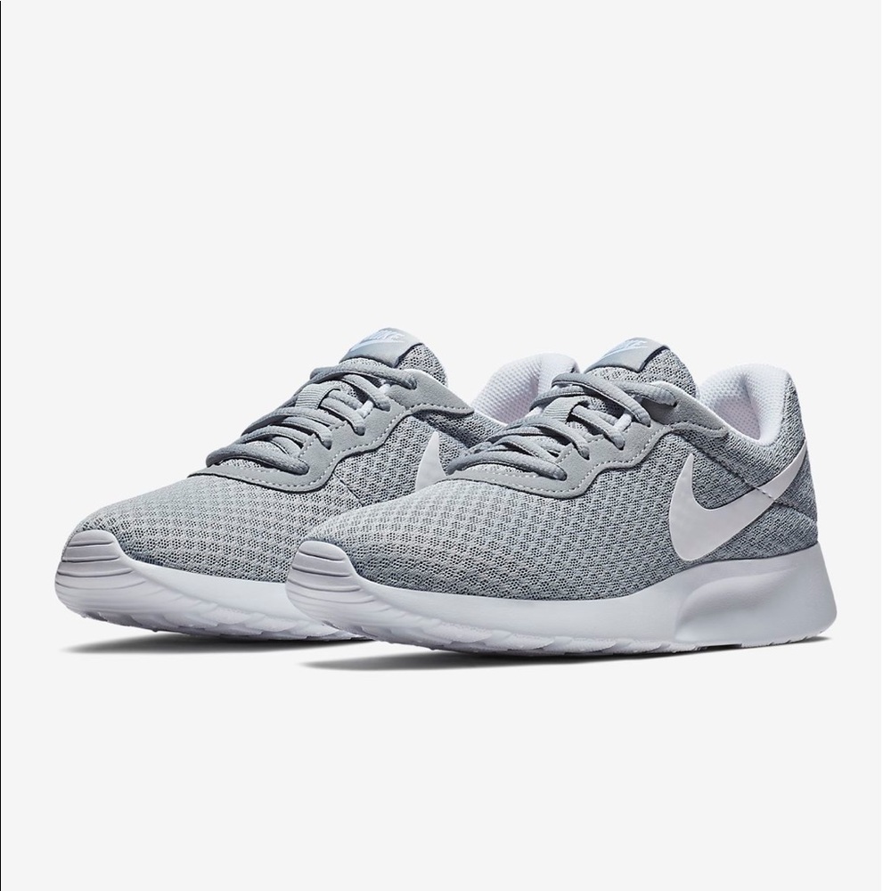 Women’s Nike Tanjun Sneakers